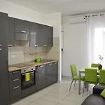 Green Aparthotel 2*