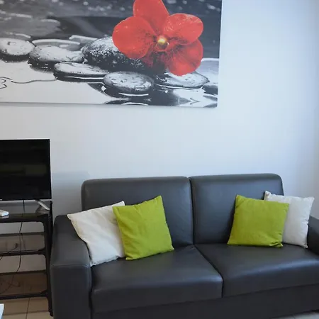 Apart-hotel Green 2*