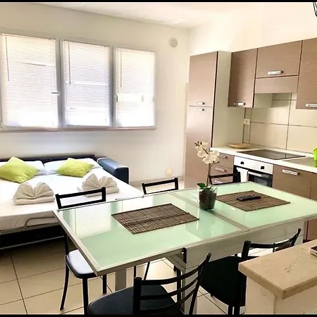 Hotel apartamentowy Green 2*