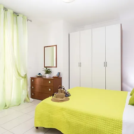 Green Hotel apartamentowy Rimini
