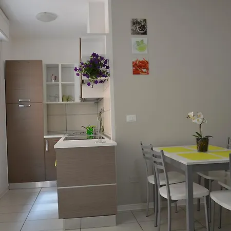 格林公寓式酒店 2* 里米尼