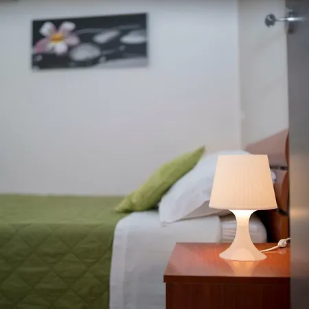 格林公寓式酒店 2* 里米尼